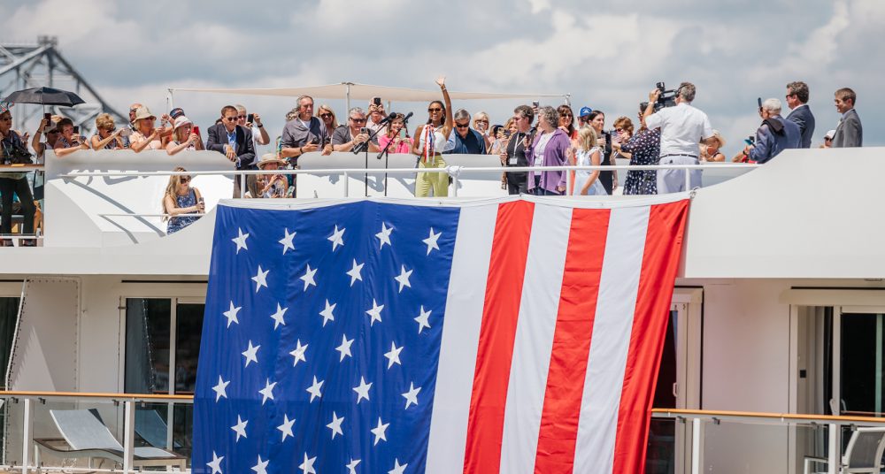 Brand New American Symphony Christened in Natchez, Mississippi an Bord