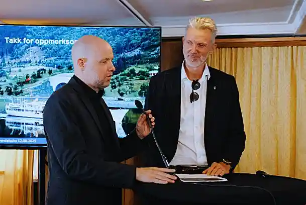 stad_schiffstunnel_____2